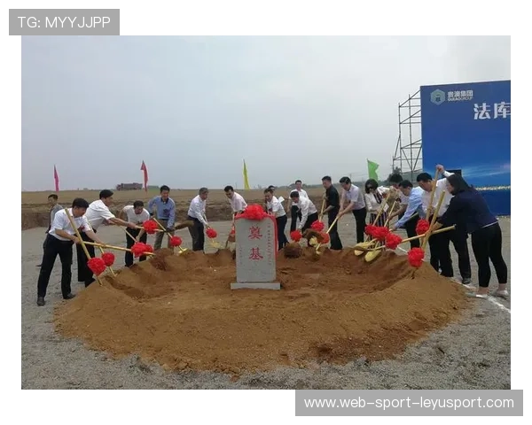 国家队战术体系中加入新元素对手研究透彻，引领足球新时代