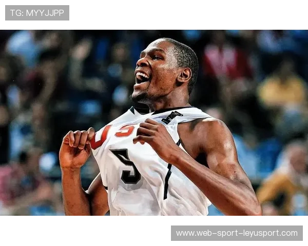 火箭半路截胡哈登，欲促成“大胡子”与杜兰特重聚